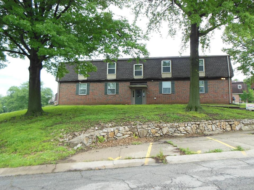 1st image of 8627 Countryshire Ln APT 2