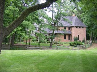 34W341 Country Club Rd, Wayne, IL 60184