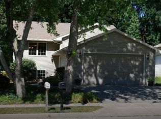 1712 Patricia Ln, Waukesha, WI 53188