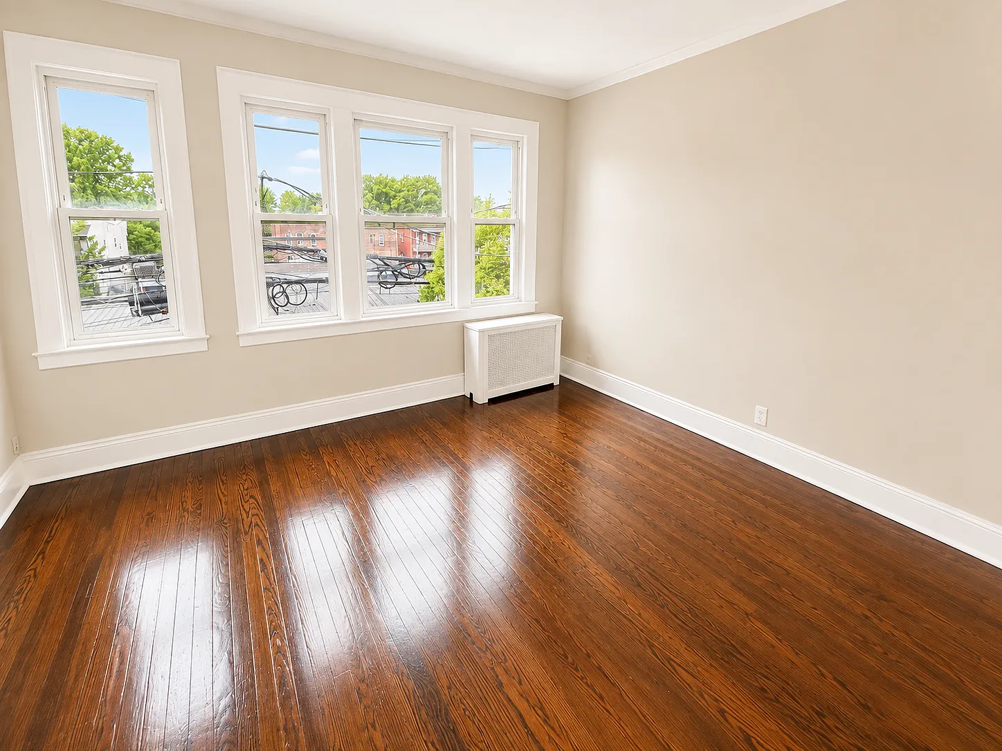 2 bed, 1000 sqft, $1,895 — Photo 4