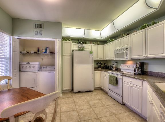 5th image of 10133 Colonial Country Club Blvd APT 1306