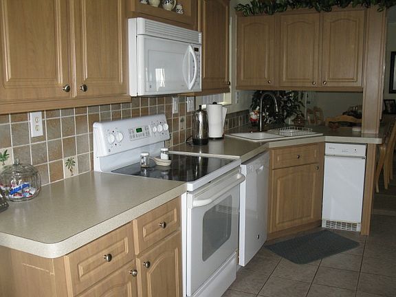 4th image of 280 Dartmouth Dr