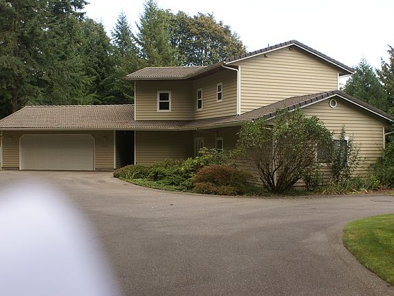 2nd image of 15820 48th St N