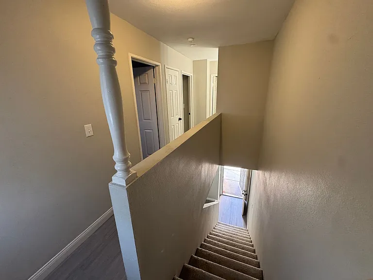 5237 Garden Ln — Photo 7