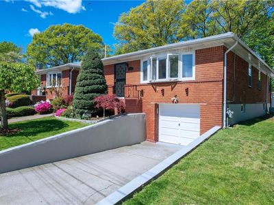564 Mosel Ave, Staten Island, NY, 10304