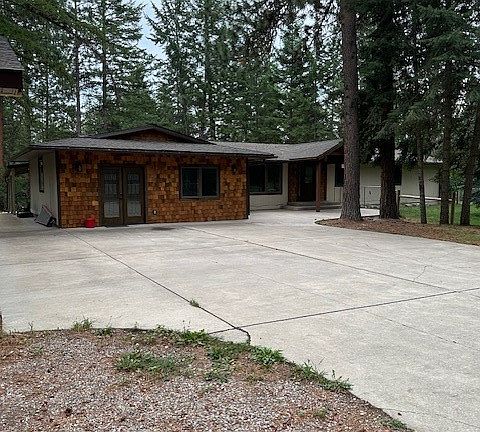 5th image of 42543 Park Circle Dr