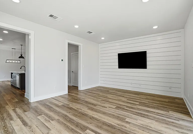 3221 Forest Park Blvd #1 — Photo 21