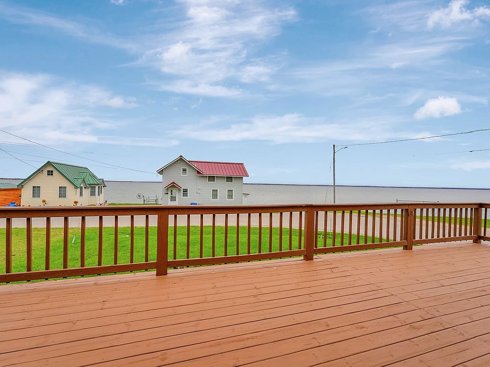 107 Williams St, Houghton Lake Heights, MI 48630 Zillow