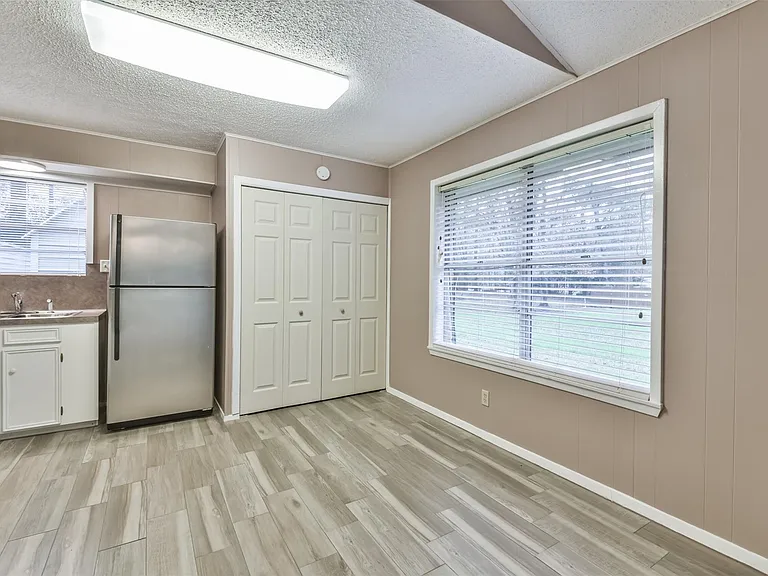 23807 Red Oak Dr — Photo 10