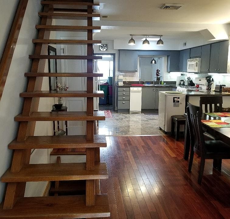 1st image of 231 Tree St