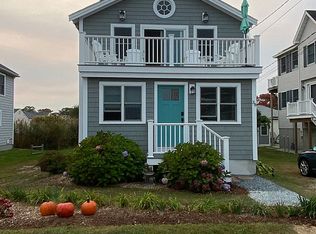 38 Kings Hwy, Hampton, NH 03842