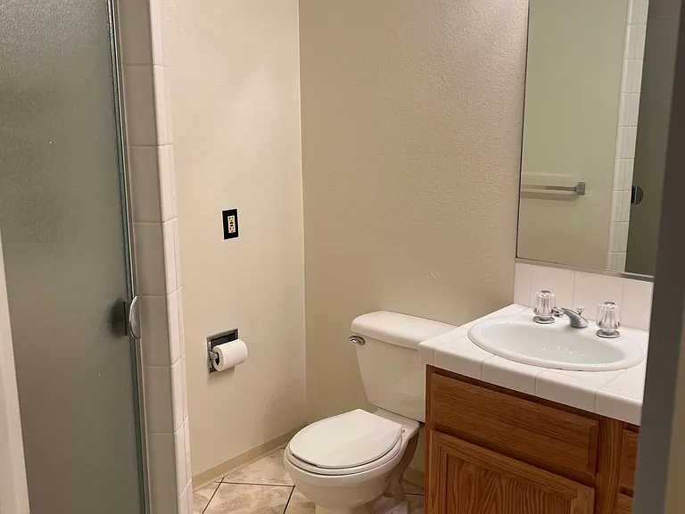 60 Linda Ct — Photo 14