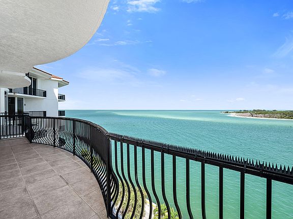 2nd image of 700 La Peninsula Blvd APT 603
