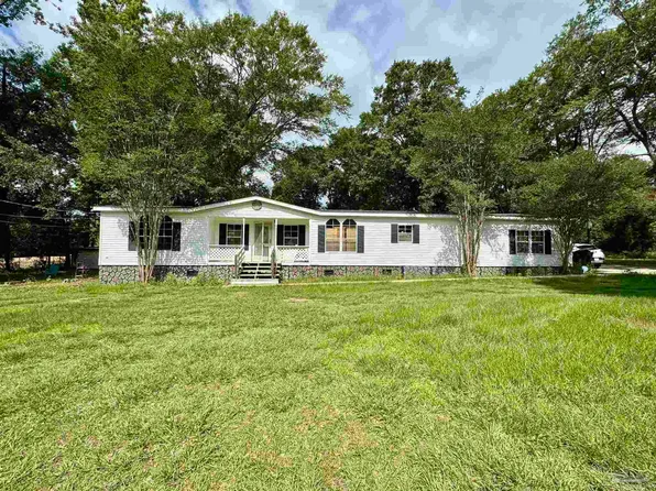 83 Coweta Rd #A, Cantonment, FL 32533