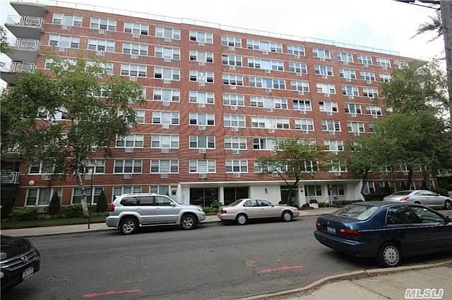 1st image of 17270 Highland Ave APT 5M