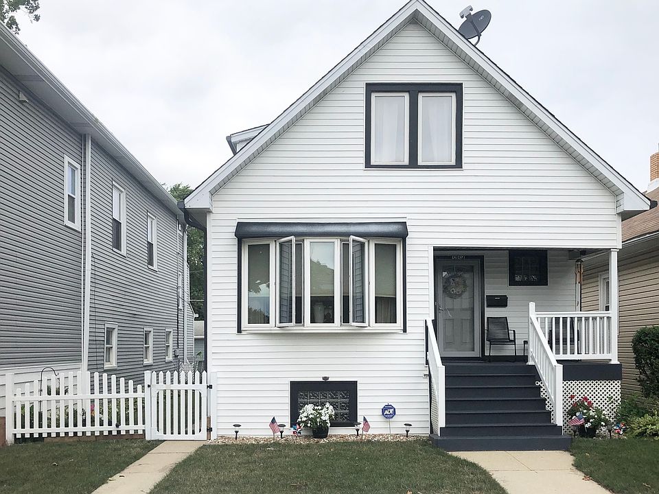 1st image of 5154 W Ainslie St