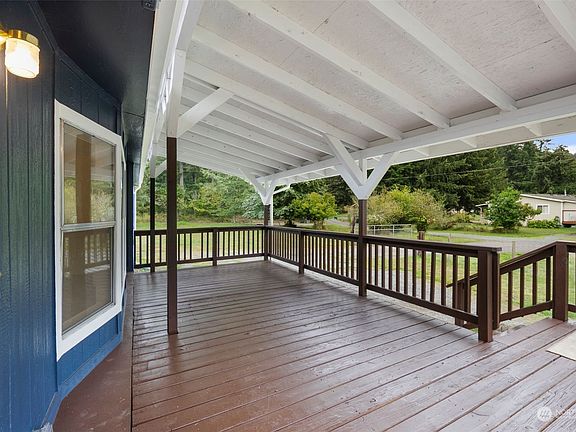 3rd image of 40208 125th Avenue E