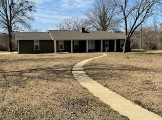 40 Viking Dr, Columbus, MS 39702