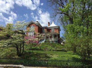 317 E Beverley St, Staunton, VA 24401