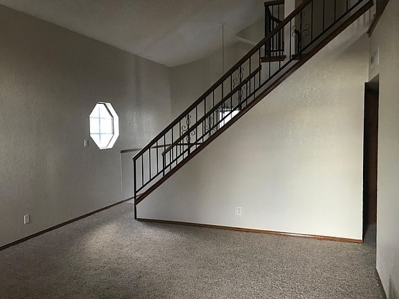3rd image of 4645 Loma De Cobre Dr
