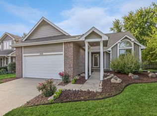 1375 NW 122nd St, Clive, IA 50325