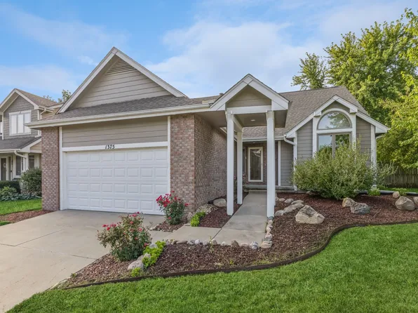 1375 NW 122nd St, Clive, IA 50325