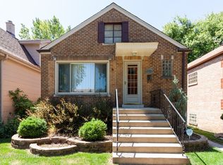 3812 Cleveland Ave, Brookfield, IL 60513