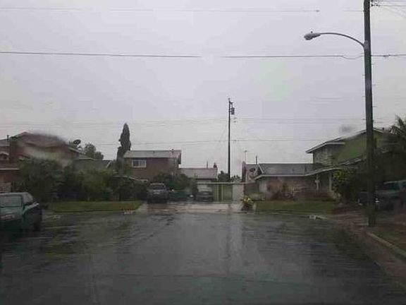 Exterior Neighborhood (street photo)