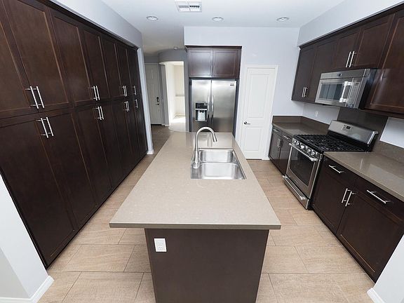 5th image of 5553 Coral Dr Unit 105