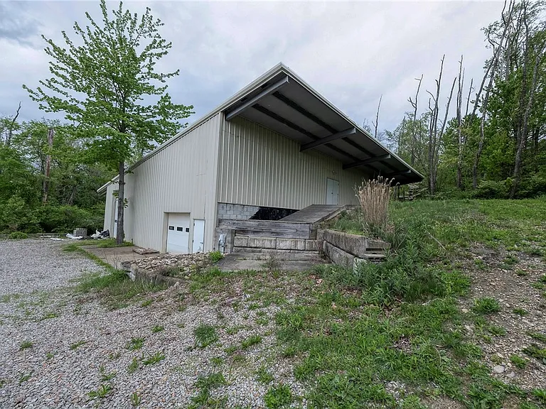 215 Hawk Hill Dr — Photo 23
