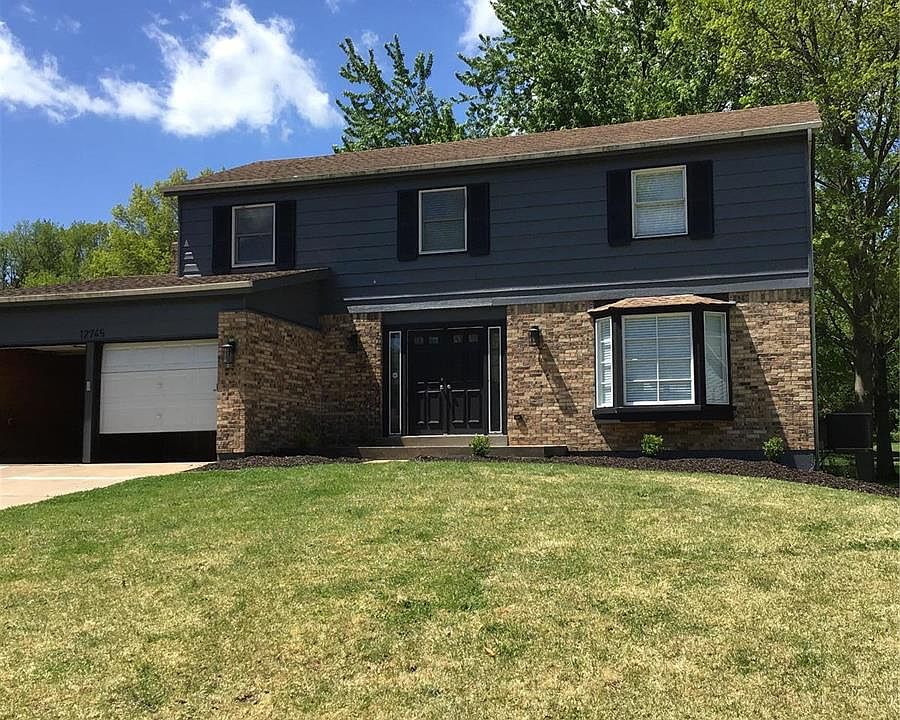 1st image of 12745 Coachlight Square Dr