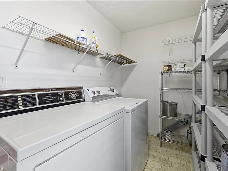 6136 Whiskey Creek Dr #521 — Photo 12