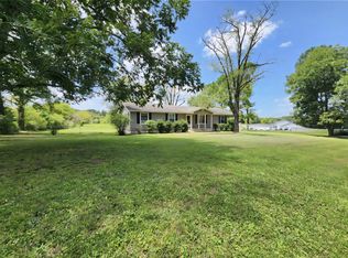 1894 Old Lafayette Rd, Rock Spring, GA 30739