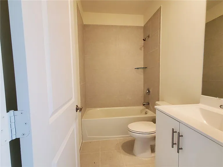 3216 W 114th Ter — Photo 19