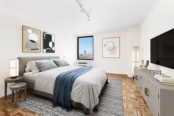 Sold by Compass | media 19