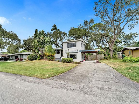 2nd image of 3021 SW 22nd Street