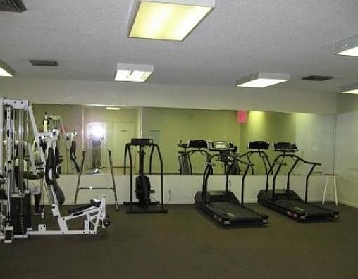 4th image of 610 Gardens Dr APT 103