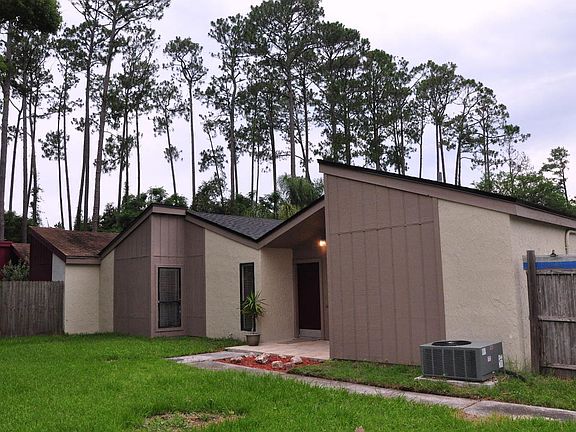 2nd image of 2478 Whispering Woods Blvd APT 3