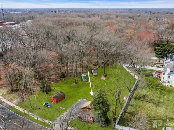 292 Cottrell Rd, Old Bridge, NJ 08857