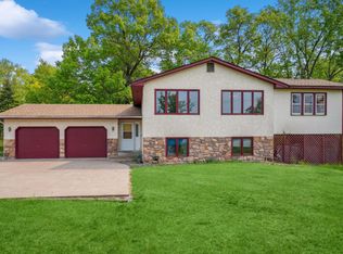 14051 Victoria Ln NW, Elk River, MN 55330
