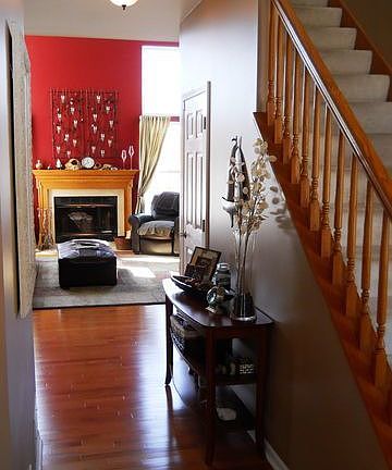 3rd image of 346 Clarewood Cir