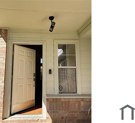 1712 Lady Grey Ave — Photo 10