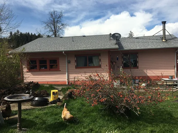 945 3rd Ave, Vernonia, OR 97064