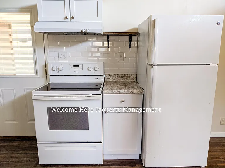 1565 Coombs Dr #1 — Photo 12