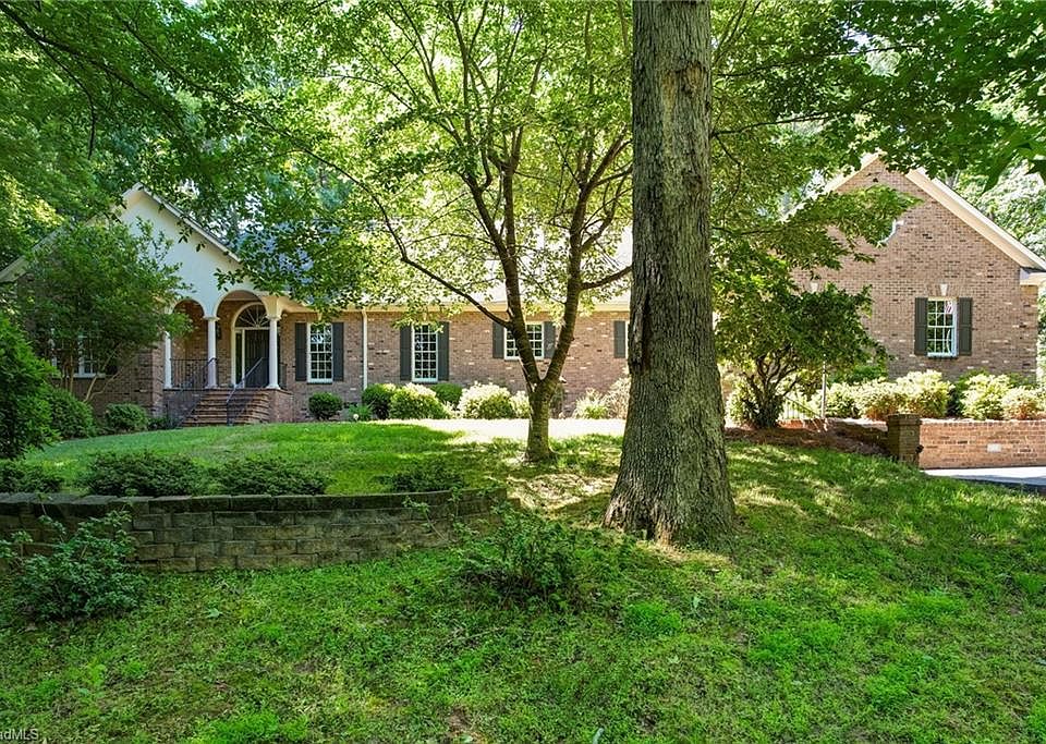 1st image of 1001 Benton Ct