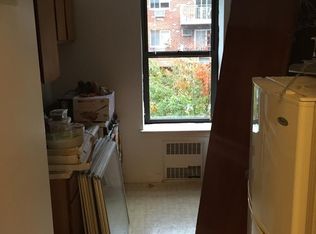 3132 47th St #2F, Astoria, NY 11103