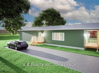 902 Maple Dr, Greater Napanee, ON L7R3L1