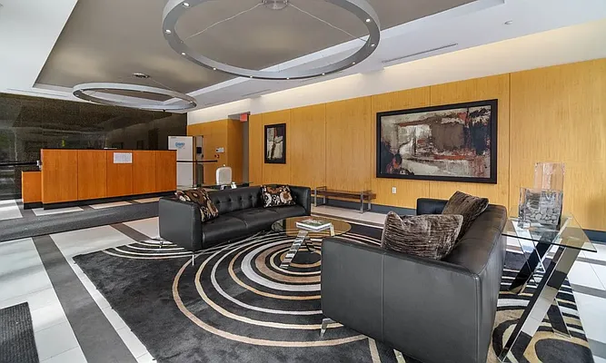 Rented by REAL New York | media 23