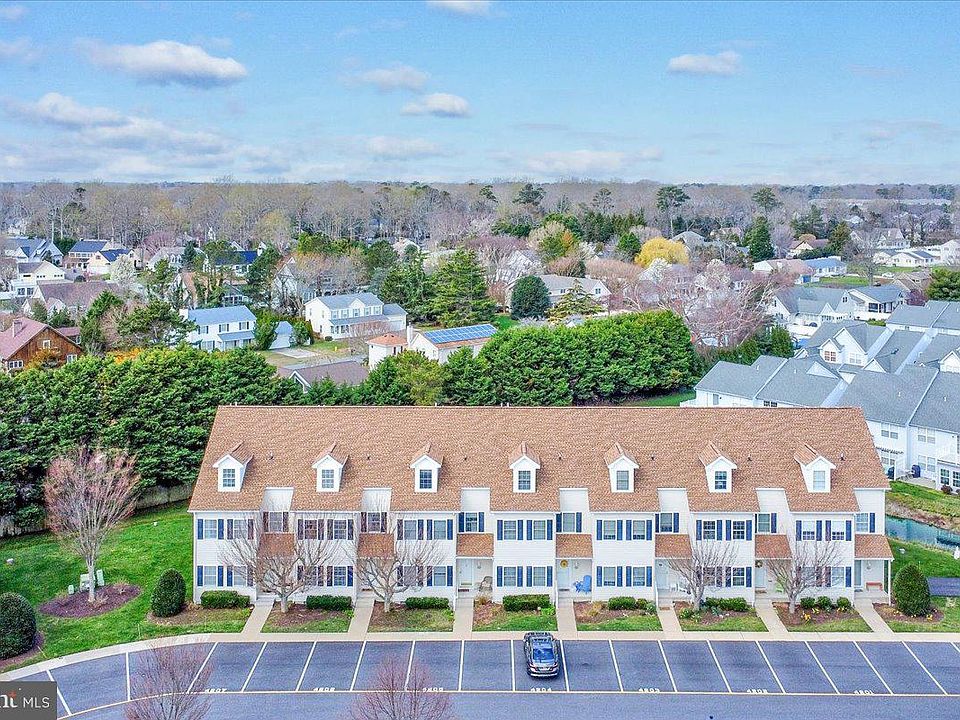 1st image of 4200 Sand Piper Dr Unit 6