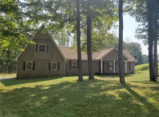 386 Montego Bay Rd, Dubois, PA 15801